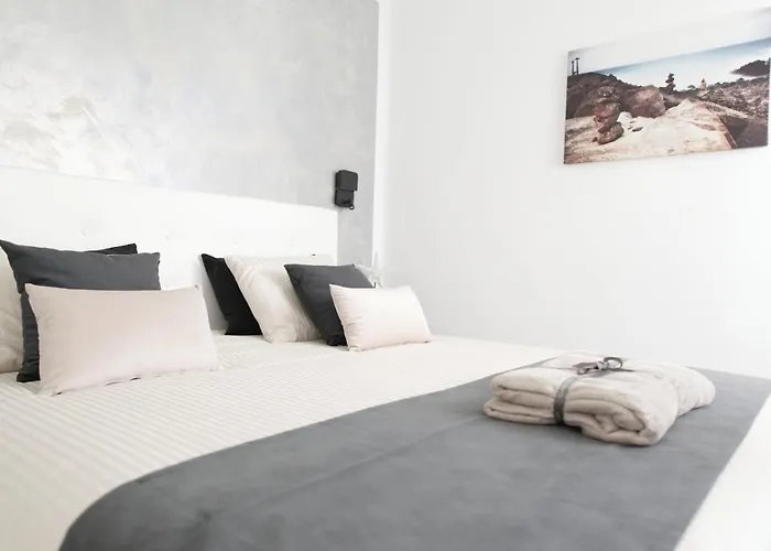 Apartment Portonovo Paraiso - Sea View - Piscina - Wifi - Old Town
